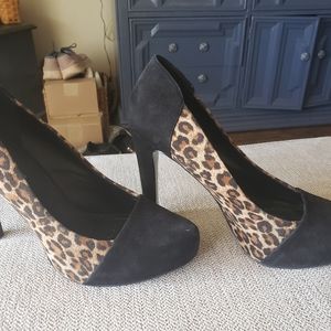 Black Leopard Print BCBG